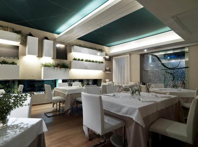 Locanda Ristorante 7 Mari Porto Viro Luaran gambar